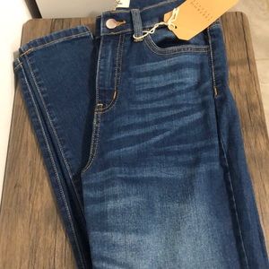 Jeans size 7 not 8